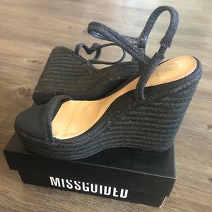 MISSGUIDED Black Two Strap Jute Wedge